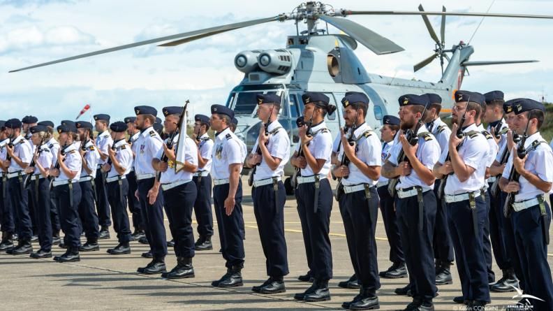 Le 2 mai dernier, l’armée de l’Air et de l’Espace (AAE) française organisait une cérémonie sur la base aérienne 126 de Ventiseri-Solenzara en l’honneur de l’hélicoptère SA-330 Puma, afin de célébrer ses cinquante ans de service au sein de cette dernière et ses presque soixante ans d’existence.