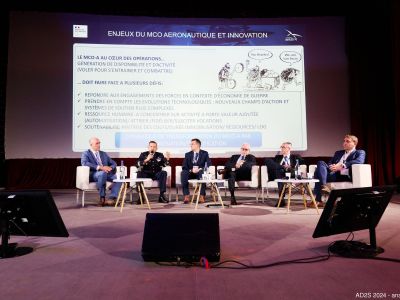    Ce troisième panel du cycle de conférence AD2S intitulé « L’innovation dans le MCO aéro, facteur de puissance aérienne » a exploré les pistes actuelles et perspectives pour relever le défi d’une innovation adaptée au MCO aéronautique militaire. Armées, institutionnels et industries doivent en effet être en mesure de planifier l’intégration d’avancées technologiques actuellement réalisées à vitesse exponentielle face à une logique calendaire à ajustement variable non seulement en raison de la nécessité de se préparer à un conflit majeur de haute intensité, mais aussi en raison de la difficulté de faire coïncider innovation et contractualisation.  La question de la captation de l’innovation et de son intégration incrémentale fut ainsi l’une des grandes thématiques abordées au cours de ce panel de discussion, ainsi que la problématique associée de la maîtrise de la donnée et d’une digitalisation au cœur de toutes les évolutions en matière de MCO-A, à la fois en tant qu’objectif et en tant qu’outil de la modernisation en cours. Cette première partie se concentre sur le thème de la captation de l’nnovation.